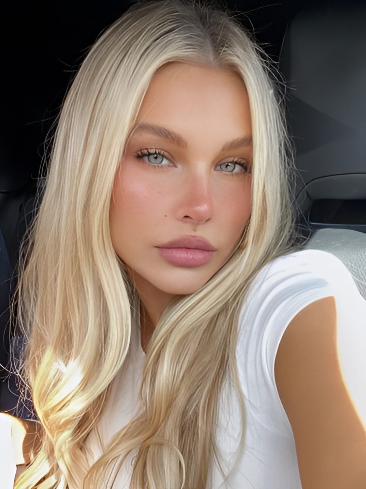 Стефания привлекальеная девушка из Дальнегорска цена от 3000 руб