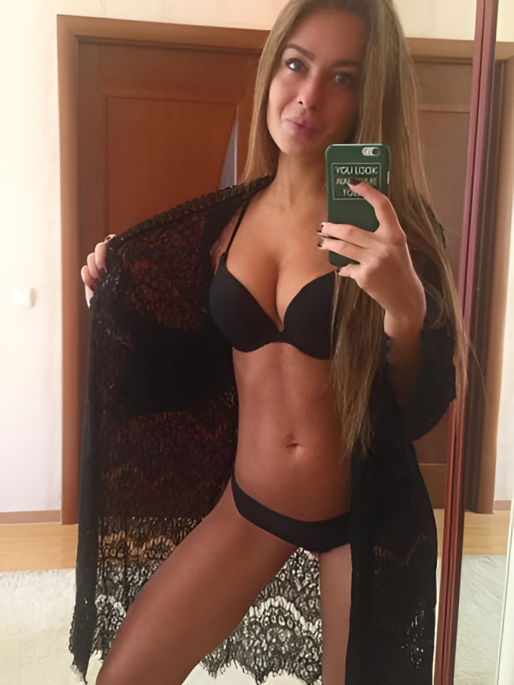 Индивидуалка Услада, доступна для личного знакомства от 2000 руб