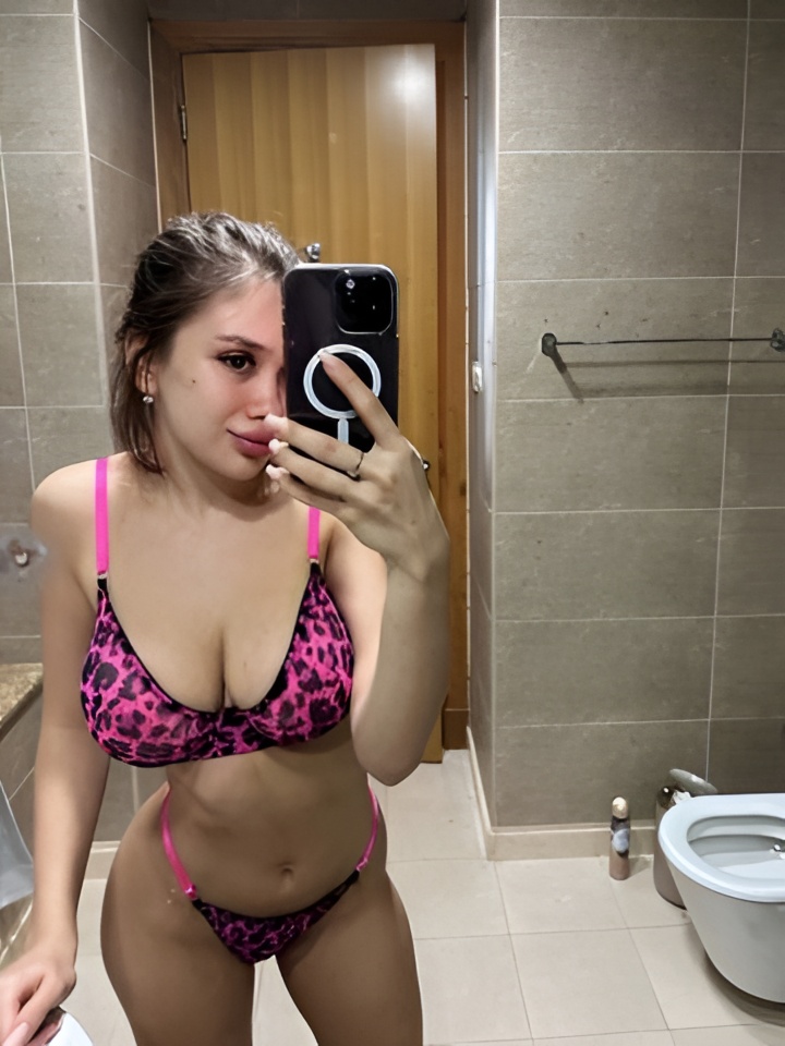 Ярославна привлекальеная девушка из Дальнегорска цена от 4000 руб