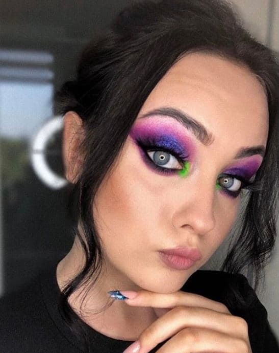 🎥 Сью привлекательная девушка из Дальнегорска цена от 5000 руб