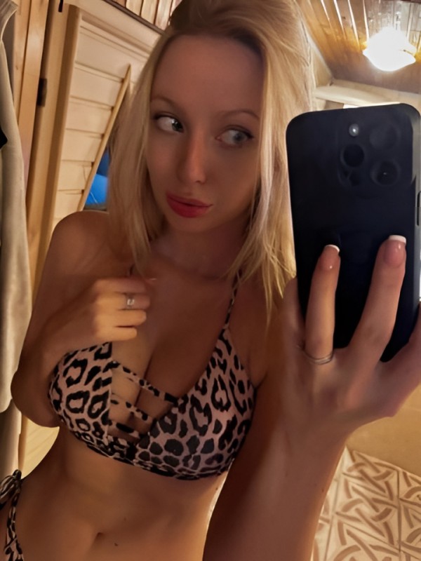 Рената привлекательная девушка из Дальнегорска цена от 2000 руб