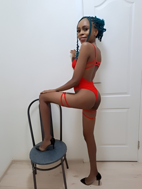 Роза привлекательная девушка из Дальнегорска цена от 10000 руб