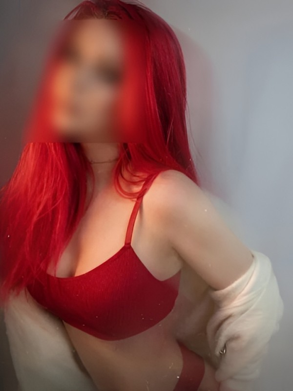 Виктория привлекательная девушка из Дальнегорска цена от 3000 руб