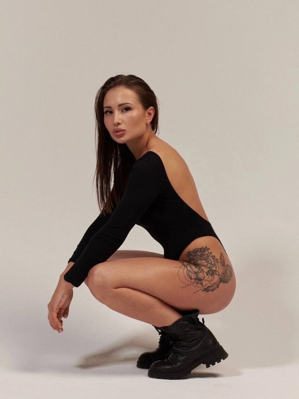 Алиса привлекательная девушка из Дальнегорска цена от 3000 руб