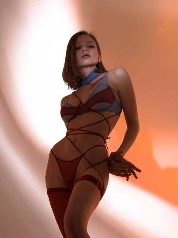 Ева привлекательная девушка из Дальнегорска цена от 8000 руб